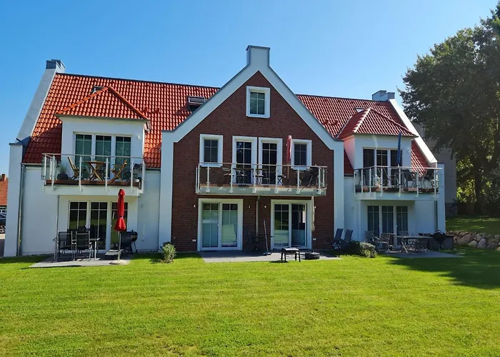 Domizil Mit Stil Im Gutspark - A72649 Rerik